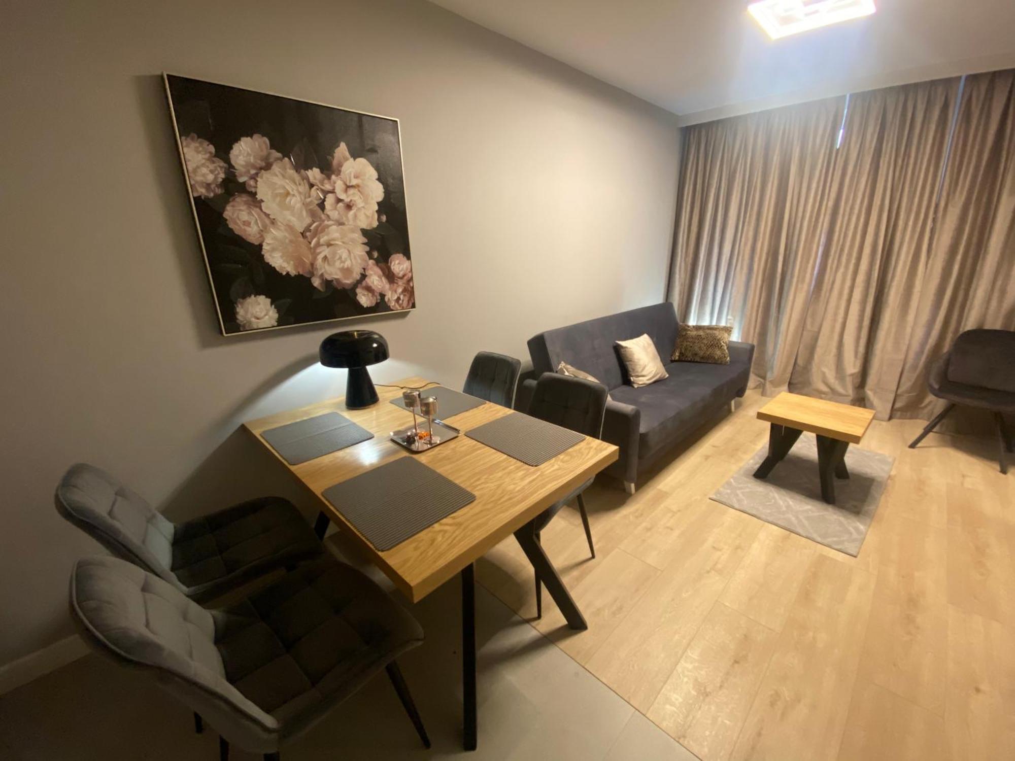 Wiktoryn 6 Piekne Nowe Apartamenty Z Duzymi Balkonami Βαρσοβία Εξωτερικό φωτογραφία